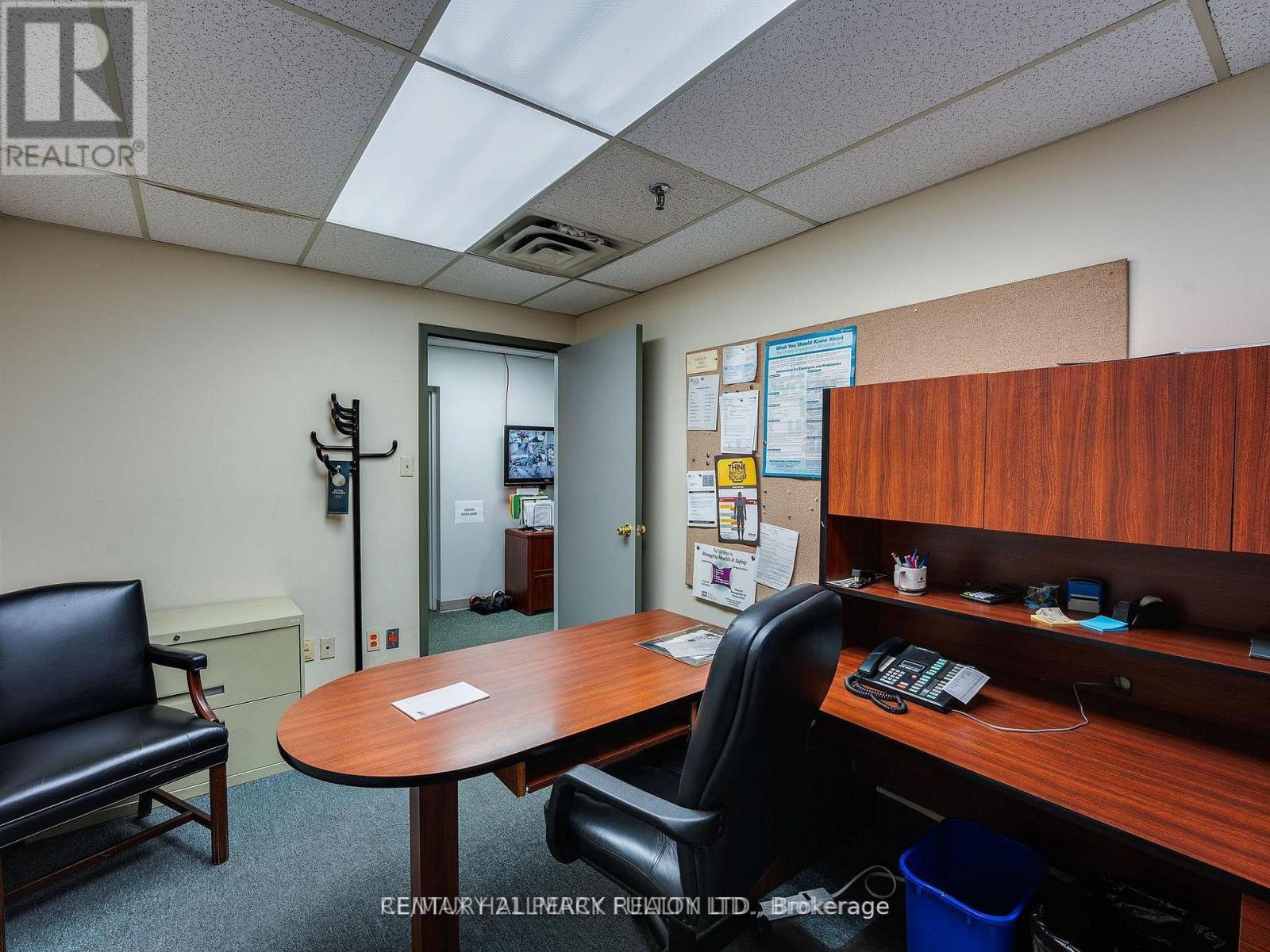 204 - 230 Eddystone Avenue, Toronto, Ontario  M3N 1H7 - Photo 11 - W12973212