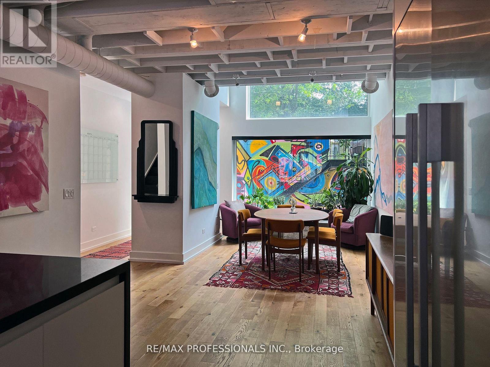 B - 60 Melbourne Avenue, Toronto, Ontario  M6K 1K7 - Photo 6 - W12973254