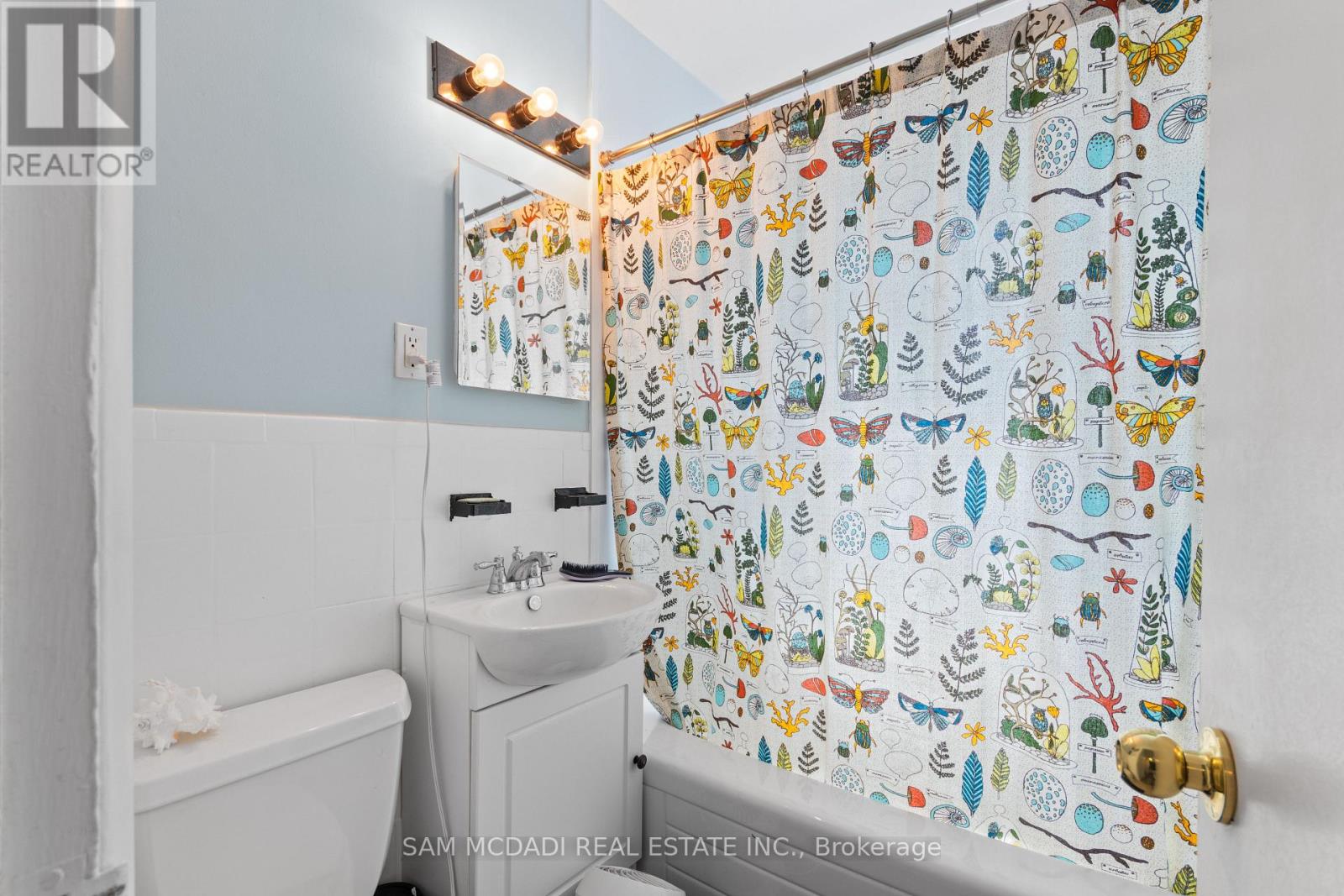 2432 First Street, Burlington, Ontario  L7R 1C6 - Photo 12 - W12973256