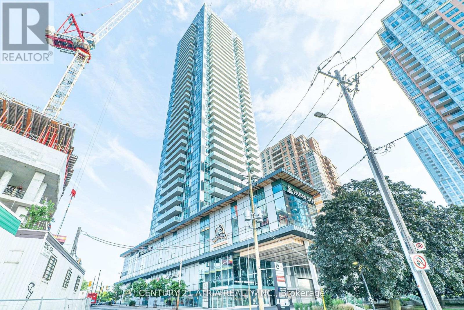 3 - 5245 DUNDAS STREET W, Toronto (Islington-City Centre West)