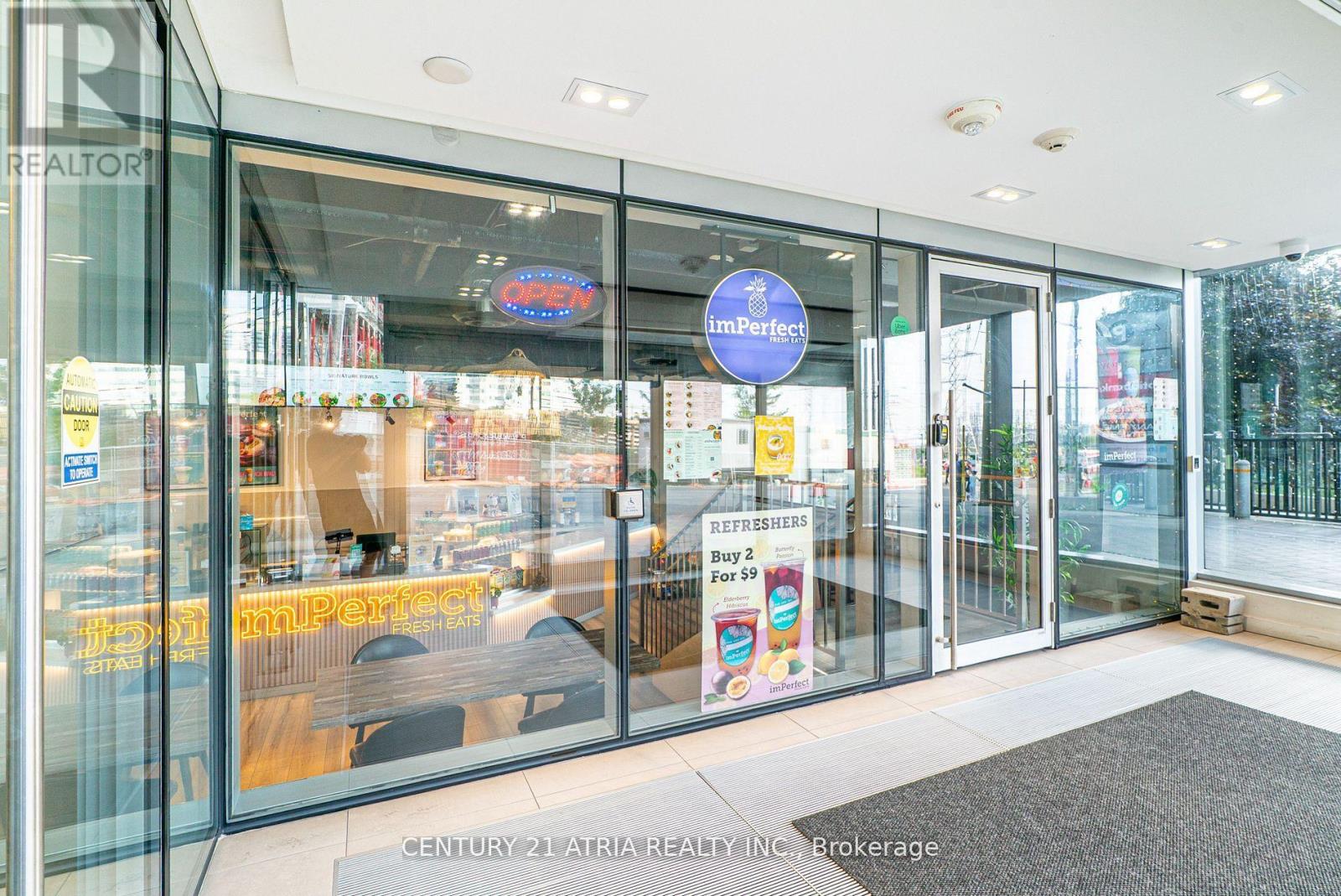 3 - 5245 Dundas Street W, Toronto, Ontario  M9B 0E5 - Photo 4 - W12973314