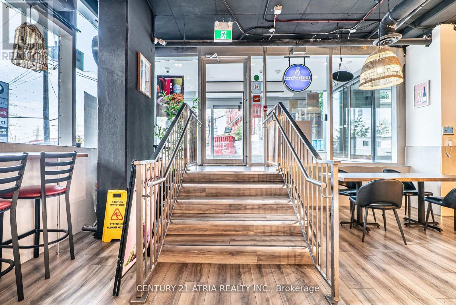 3 - 5245 Dundas Street W, Toronto, Ontario  M9B 0E5 - Photo 6 - W12973314