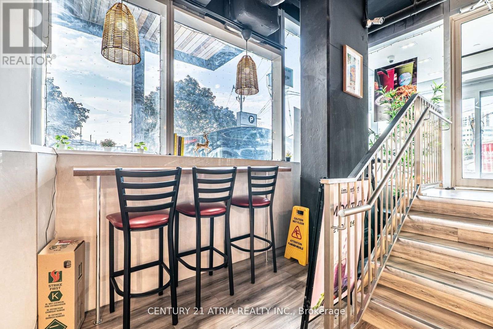 3 - 5245 Dundas Street W, Toronto, Ontario  M9B 0E5 - Photo 8 - W12973314