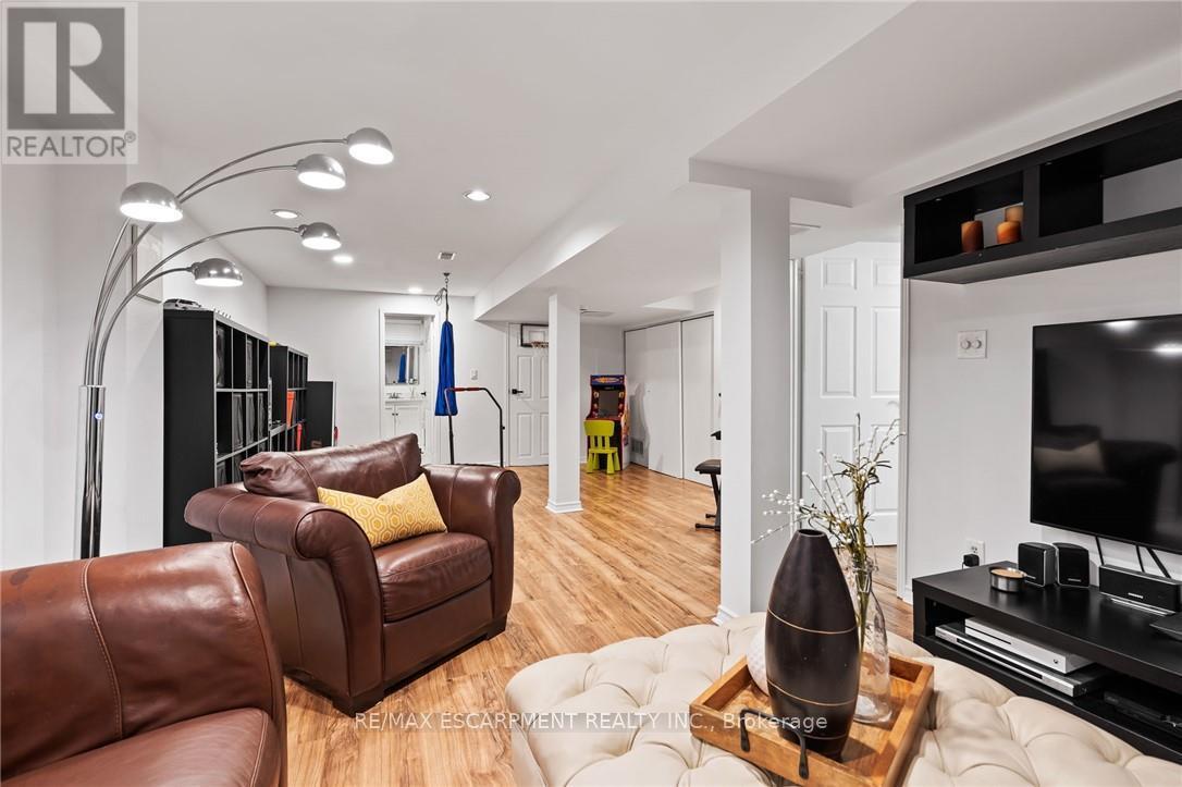 2685 Los Palmas Court, Mississauga, Ontario  L5N 2G6 - Photo 21 - W12973318