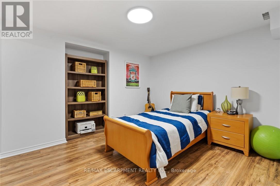 2685 Los Palmas Court, Mississauga, Ontario  L5N 2G6 - Photo 26 - W12973318