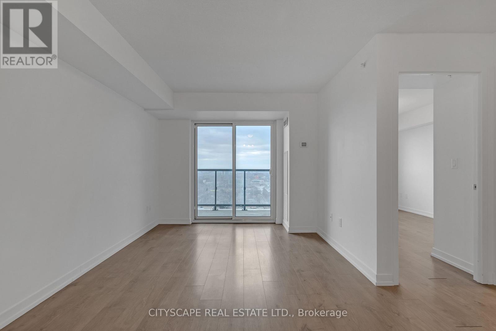 1705 - 1410 Dupont Street, Toronto, Ontario  M6H 2B1 - Photo 4 - W12973322