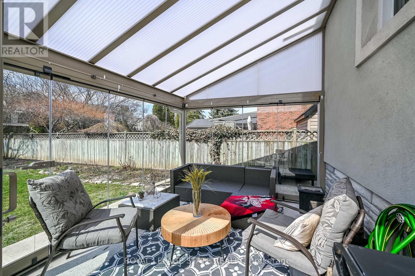 22 Marion Place, Hamilton, Ontario  L8G 1R7 - Photo 38 - X12973304