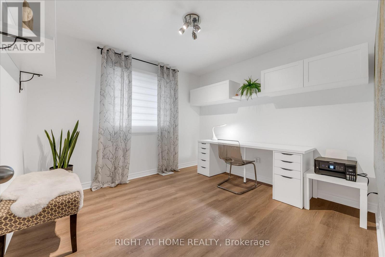 87 Newcombe Road, Hamilton, Ontario  L9H 0A6 - Photo 22 - X12973308