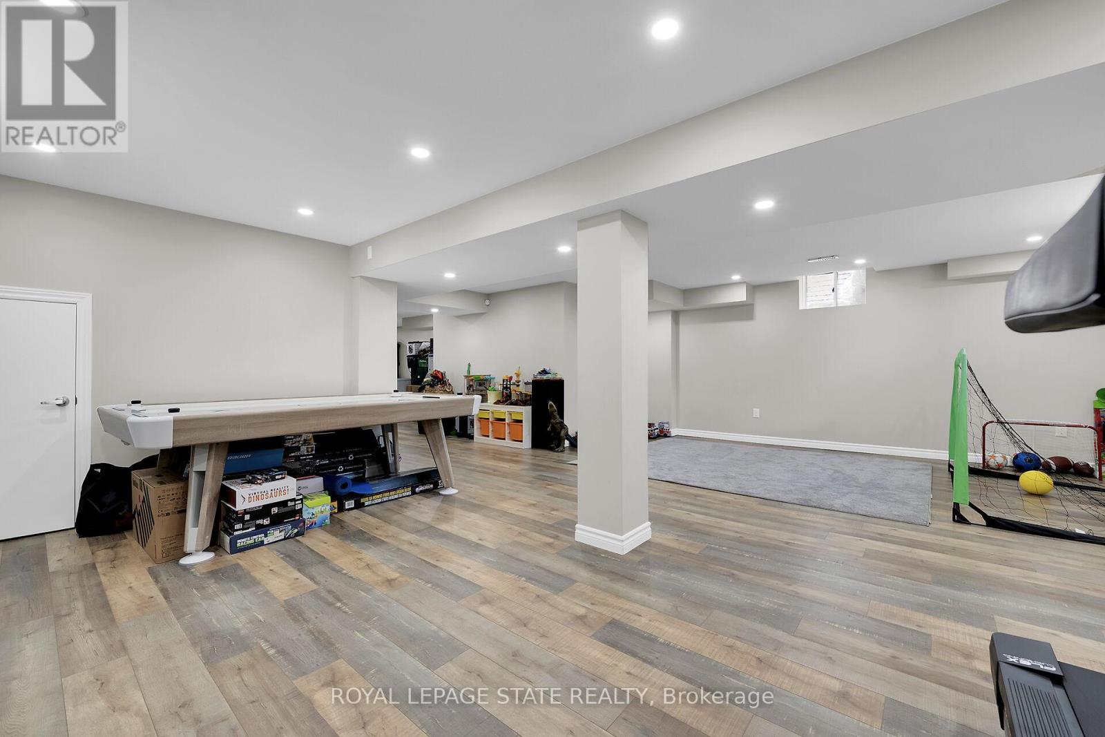 78 Chaumont Drive, Hamilton, Ontario  L8J 0J8 - Photo 41 - X12973324