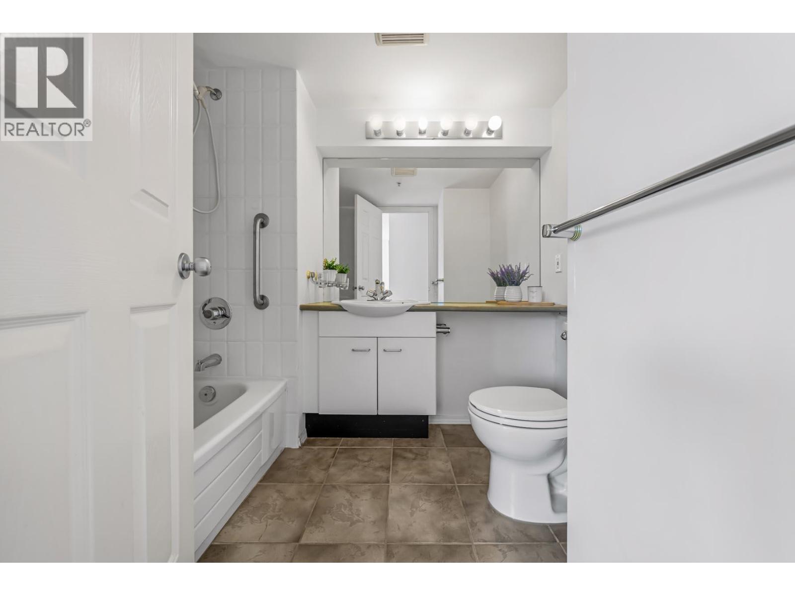 1102 1148 Heffley Crescent, Coquitlam, British Columbia  V3B 8A6 - Photo 14 - R3108571