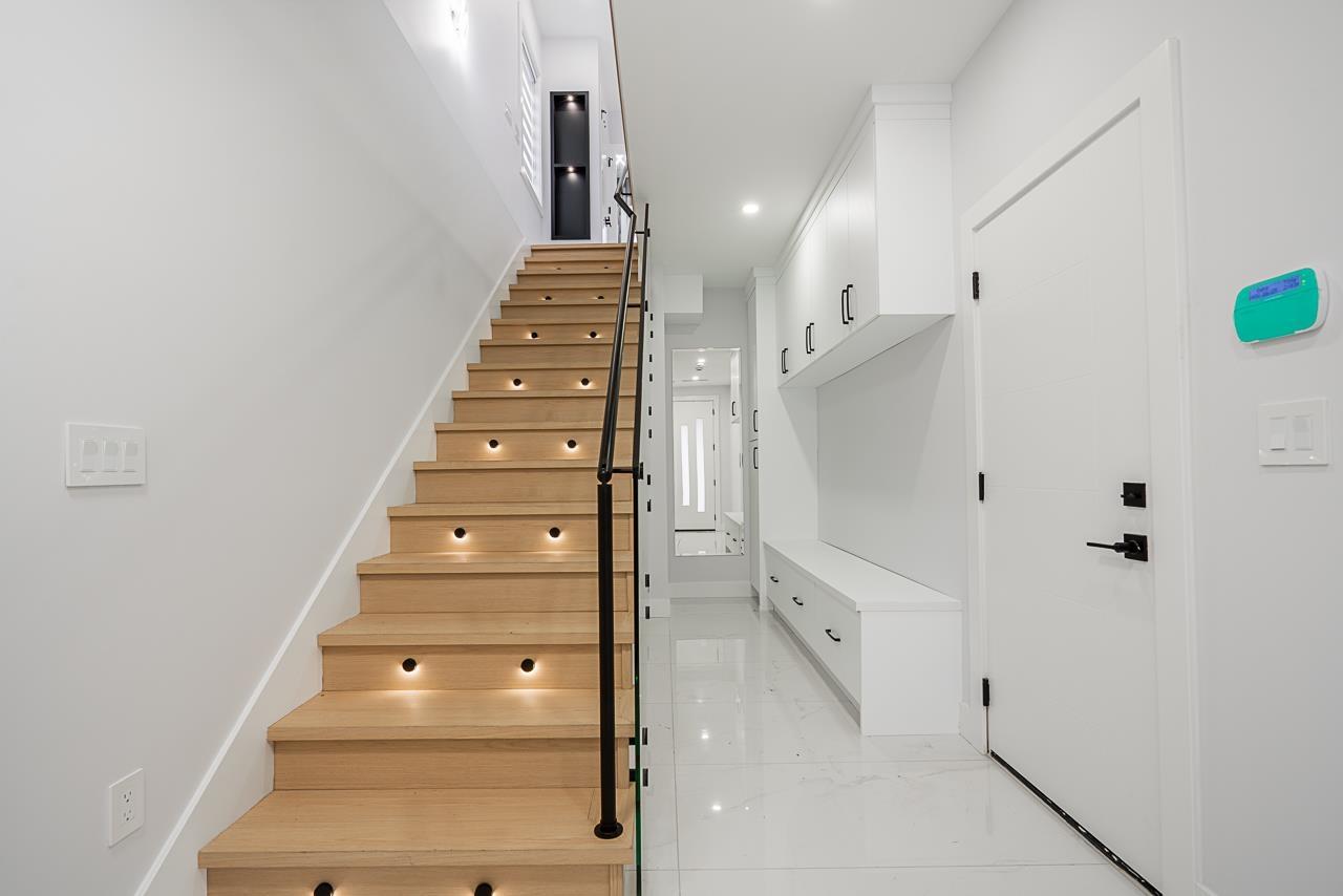 101 16649 18a Avenue, Surrey, British Columbia V3Z 9X5 - Photo 4 - R3108477