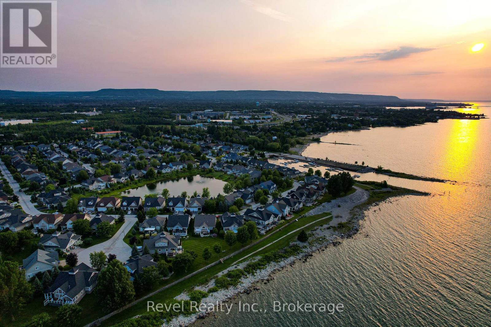 20 Marine View Drive, Collingwood, Ontario  L9Y 5A3 - Photo 2 - S12793182