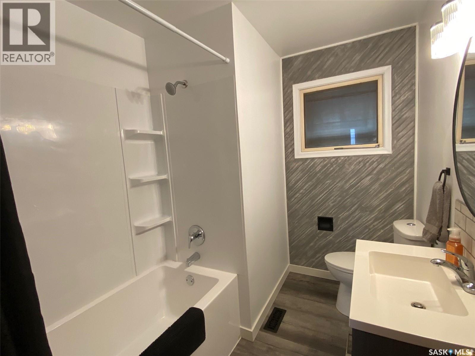 150 Gladstone Avenue S, Yorkton, Saskatchewan  S3N 2B6 - Photo 13 - SK032392