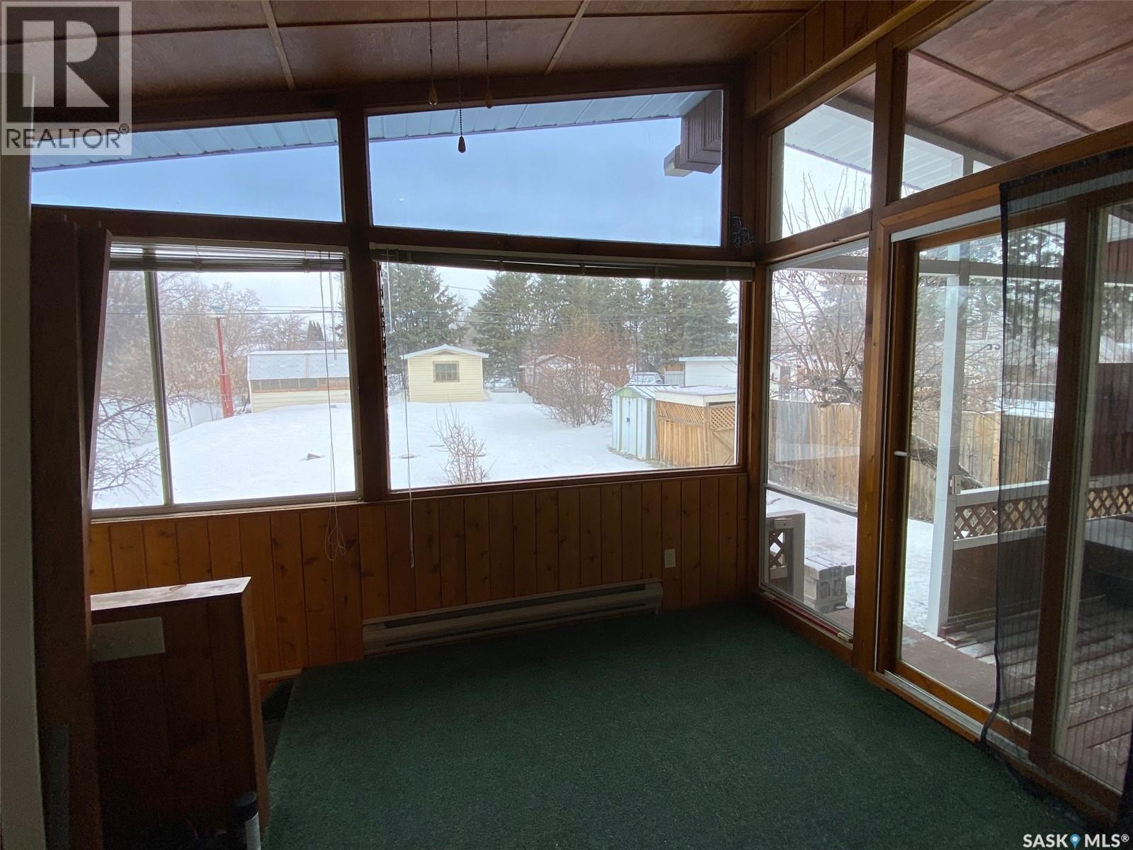 150 Gladstone Avenue S, Yorkton, Saskatchewan  S3N 2B6 - Photo 29 - SK032392