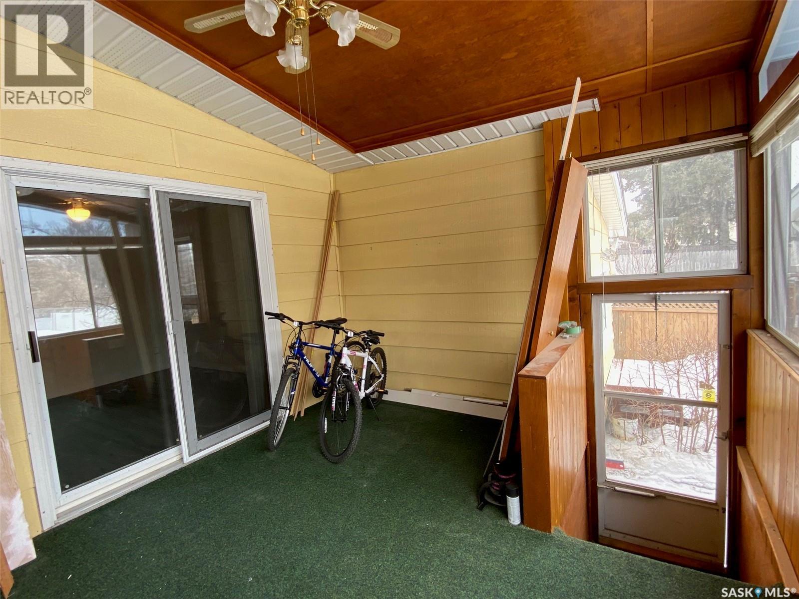 150 Gladstone Avenue S, Yorkton, Saskatchewan  S3N 2B6 - Photo 30 - SK032392