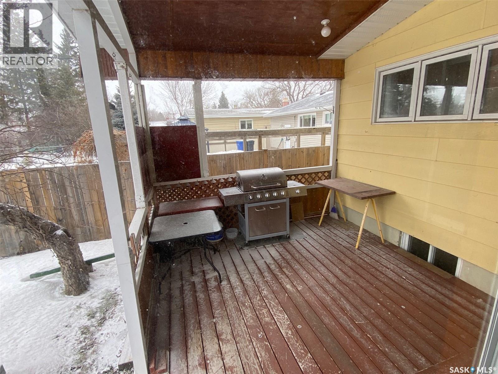 150 Gladstone Avenue S, Yorkton, Saskatchewan  S3N 2B6 - Photo 31 - SK032392