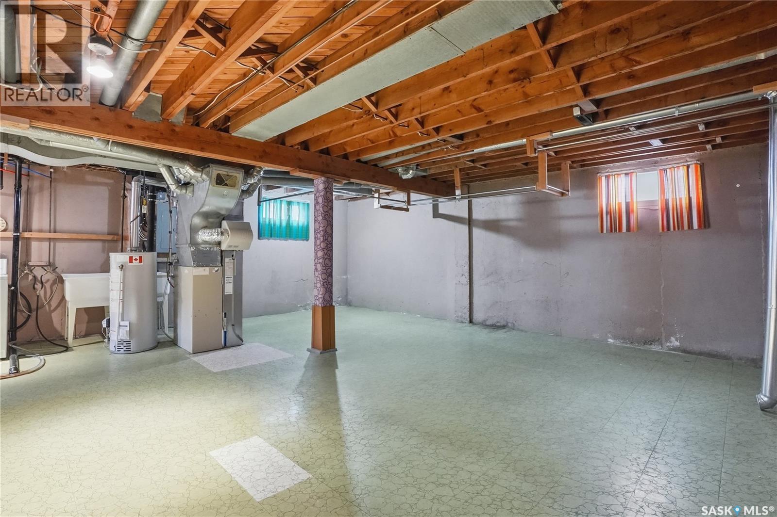 2204 York Avenue, Saskatoon, Saskatchewan  S7J 1J1 - Photo 23 - SK032283