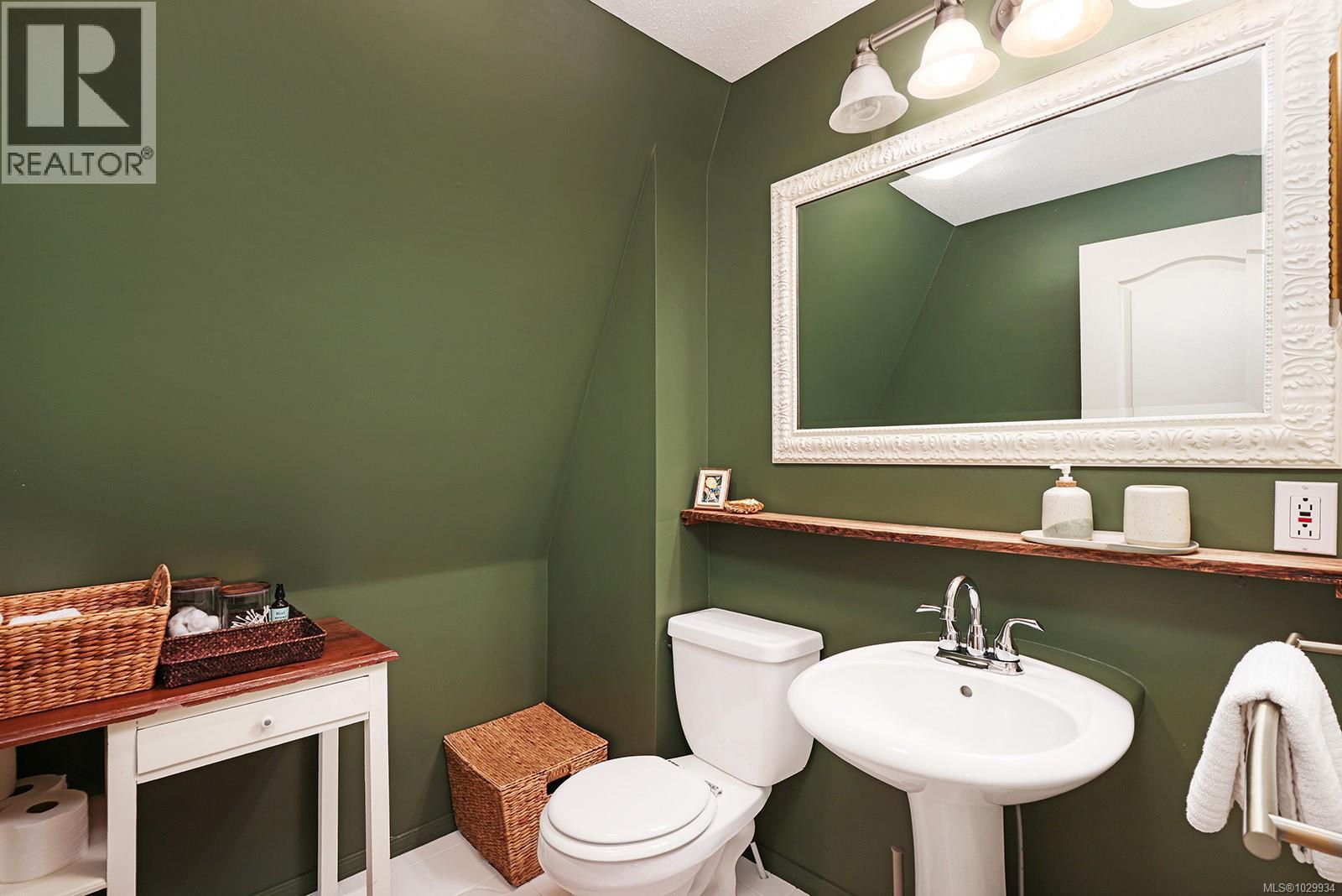 2138/2142 Left Rd, Courtenay, British Columbia  V9J 1T9 - Photo 25 - 1029934