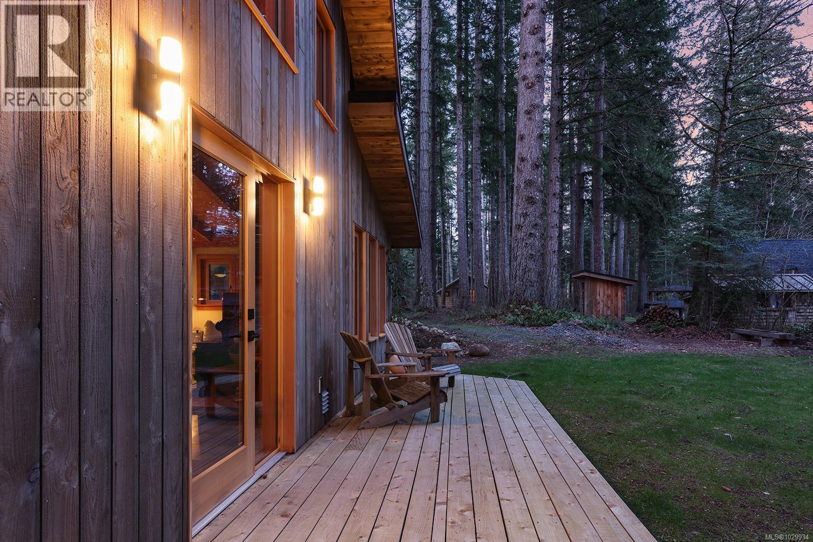 2138/2142 Left Rd, Courtenay, British Columbia  V9J 1T9 - Photo 37 - 1029934