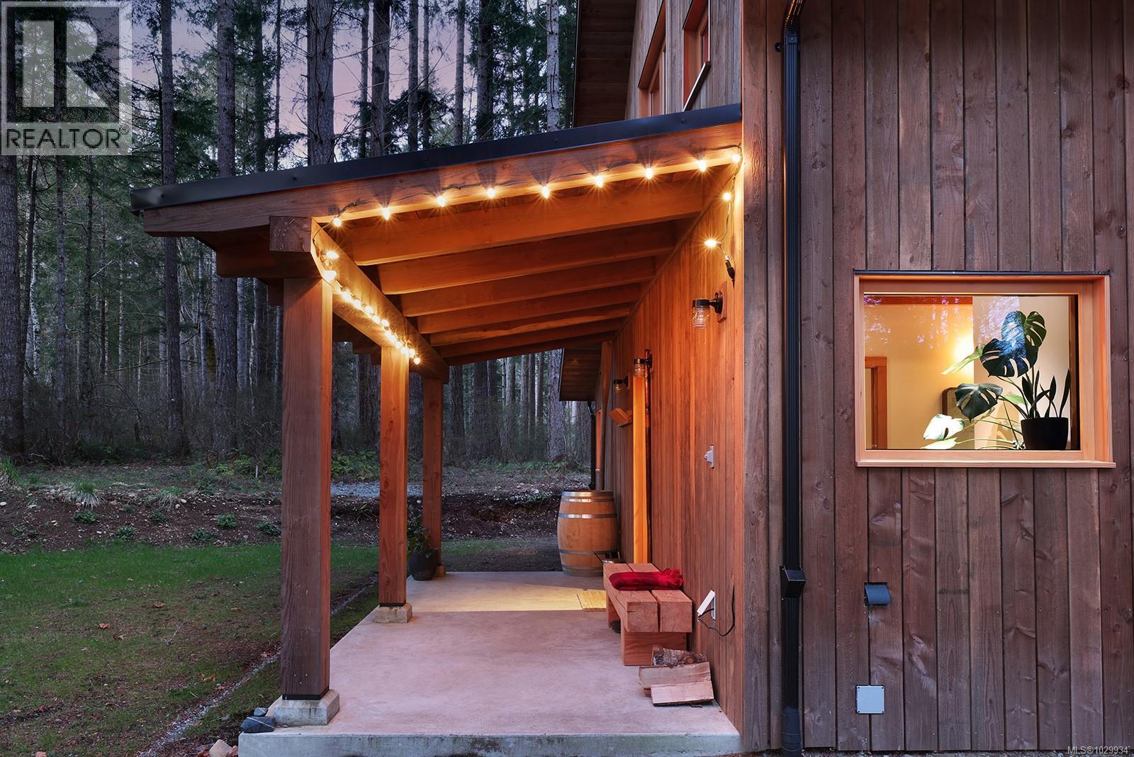 2138/2142 Left Rd, Courtenay, British Columbia  V9J 1T9 - Photo 38 - 1029934