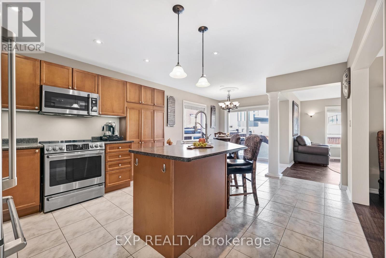 166 Worthington Avenue, Richmond Hill, Ontario  L4E 4N7 - Photo 9 - N12758388