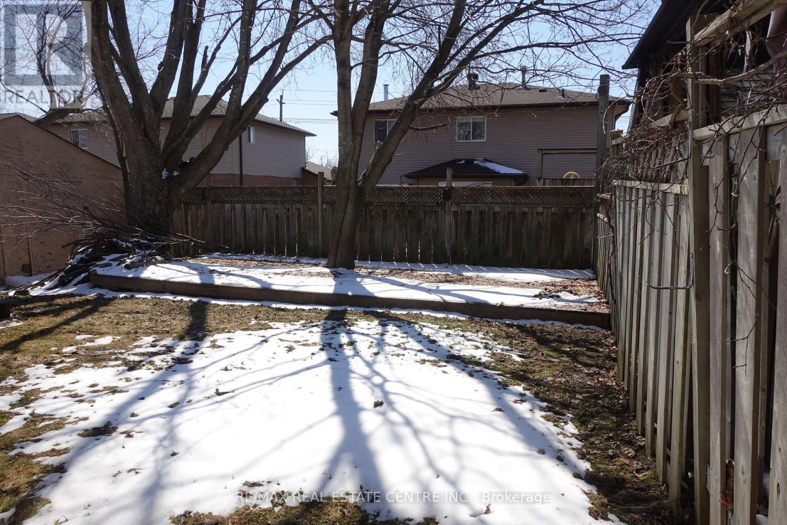 21 Maitland Drive, Barrie, Ontario  L4M 5W1 - Photo 43 - S12969068