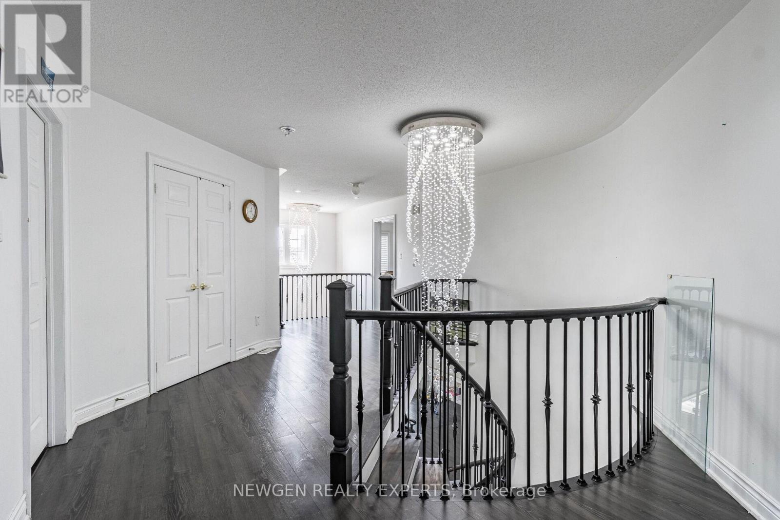 30 Rampart Drive, Brampton, Ontario  L6P 2Z1 - Photo 25 - W12896628