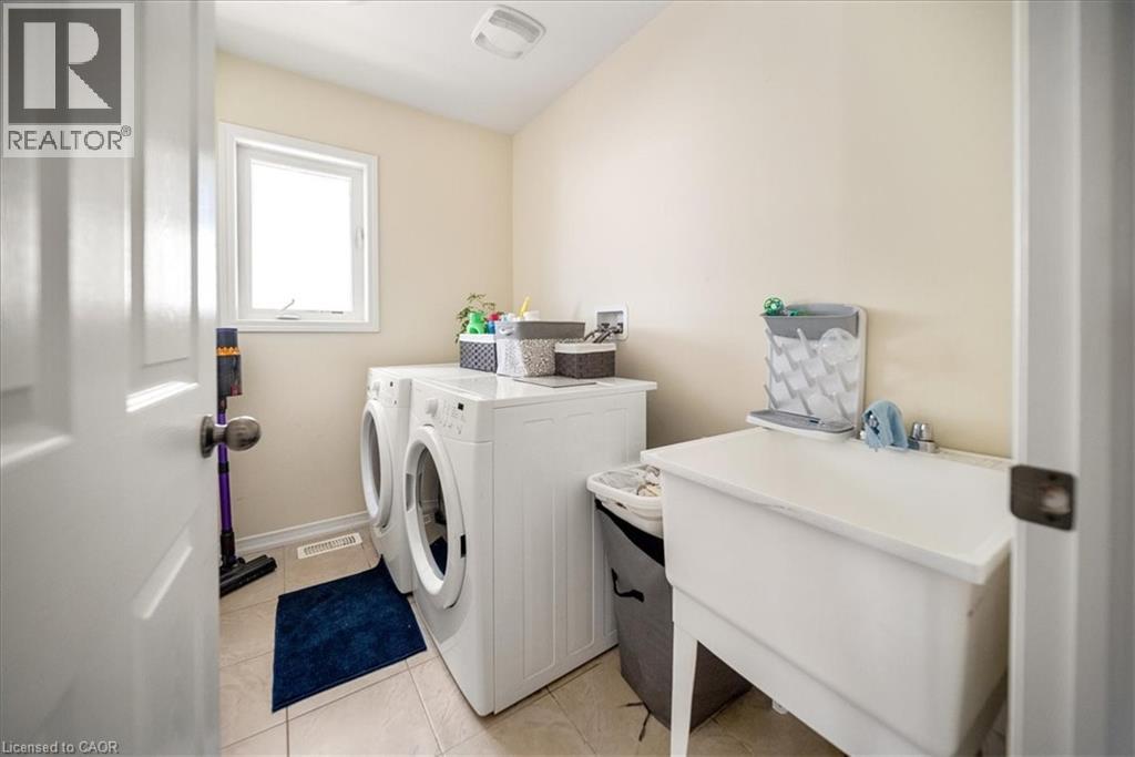 8648 Dogwood Crescent, Niagara Falls, Ontario  L2H 0K9 - Photo 27 - 40818627