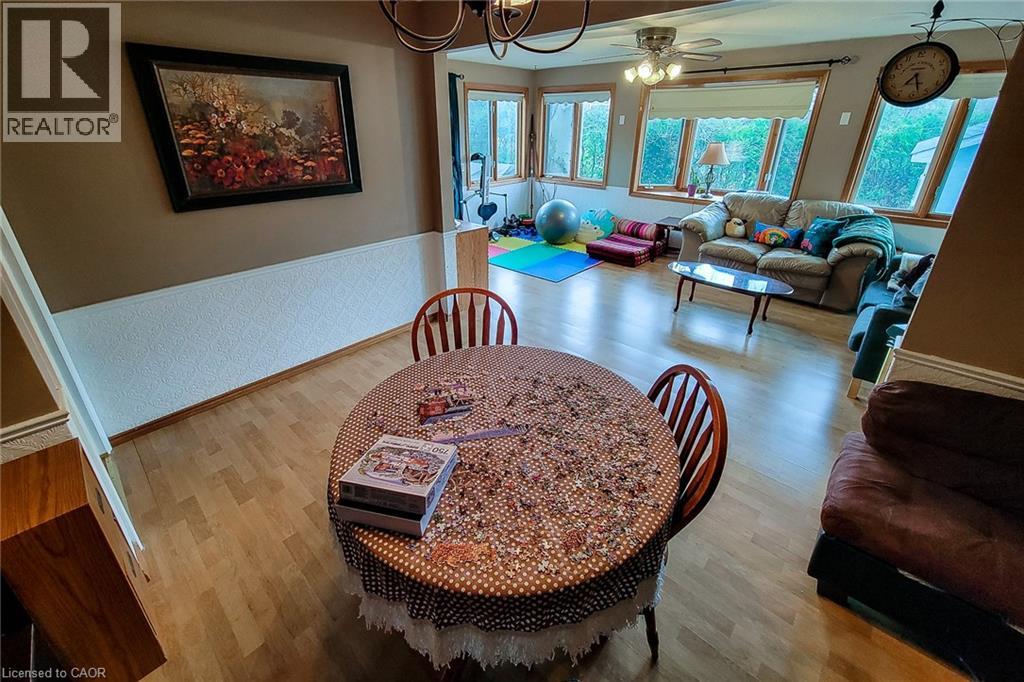 11 Collegiate Avenue, Stoney Creek, Ontario  L8G 3K9 - Photo 15 - 40818113