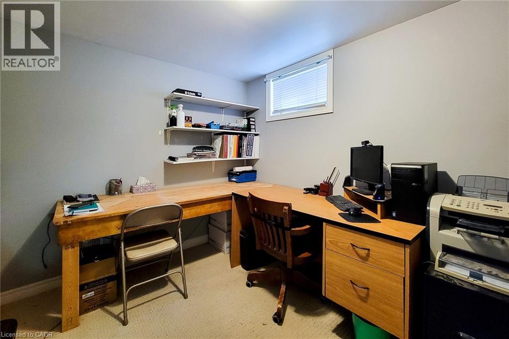 11 Collegiate Avenue, Stoney Creek, Ontario  L8G 3K9 - Photo 33 - 40818113