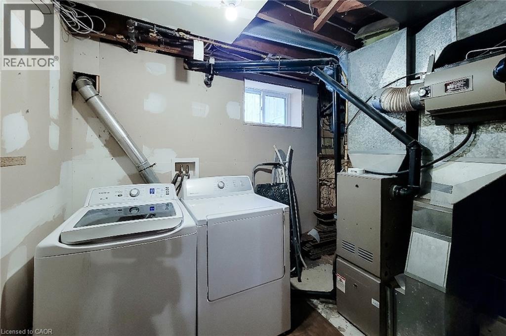 11 Collegiate Avenue, Stoney Creek, Ontario  L8G 3K9 - Photo 35 - 40818113