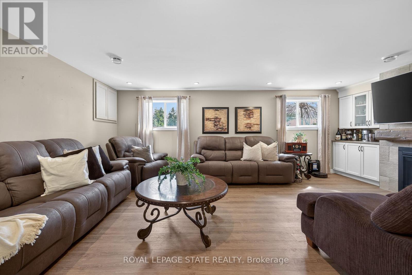 6 Barbara Street, West Lincoln, Ontario  L0R 2A0 - Photo 34 - X12973082