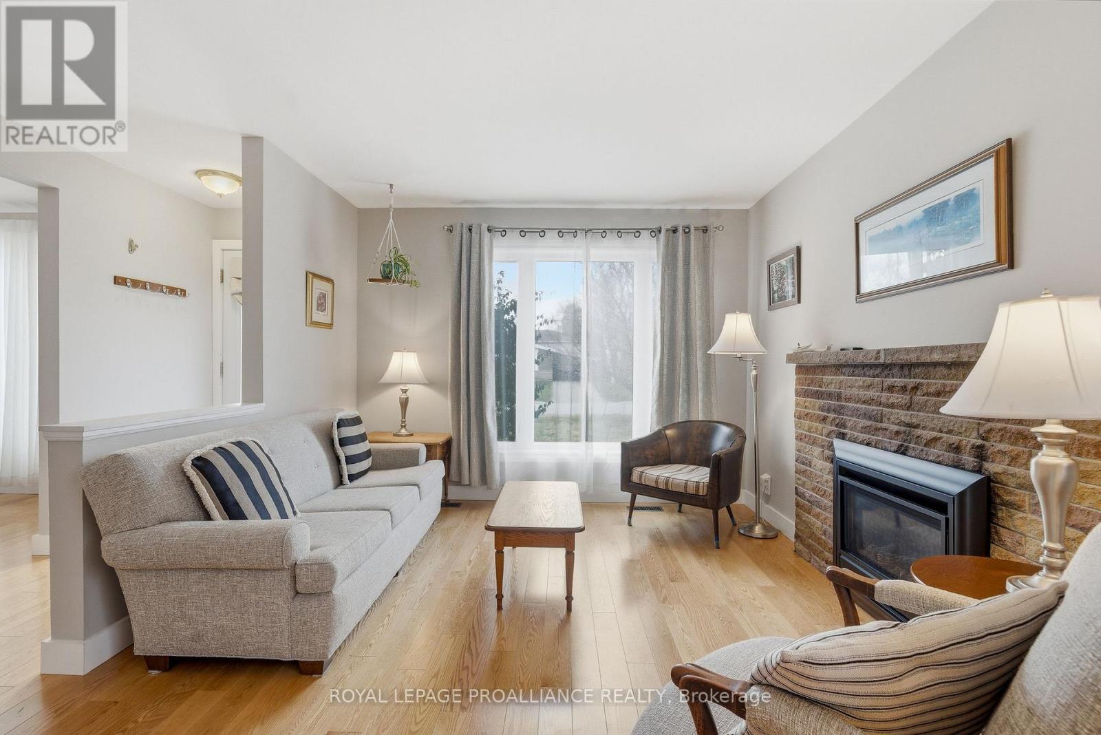 903 Naroch Boulevard, Pickering, Ontario L1W 1T1 - Photo 11 - E12973414