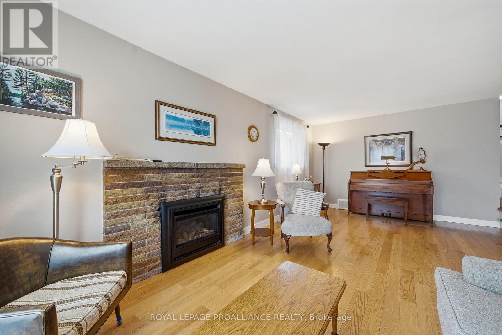 903 Naroch Boulevard, Pickering, Ontario L1W 1T1 - Photo 13 - E12973414