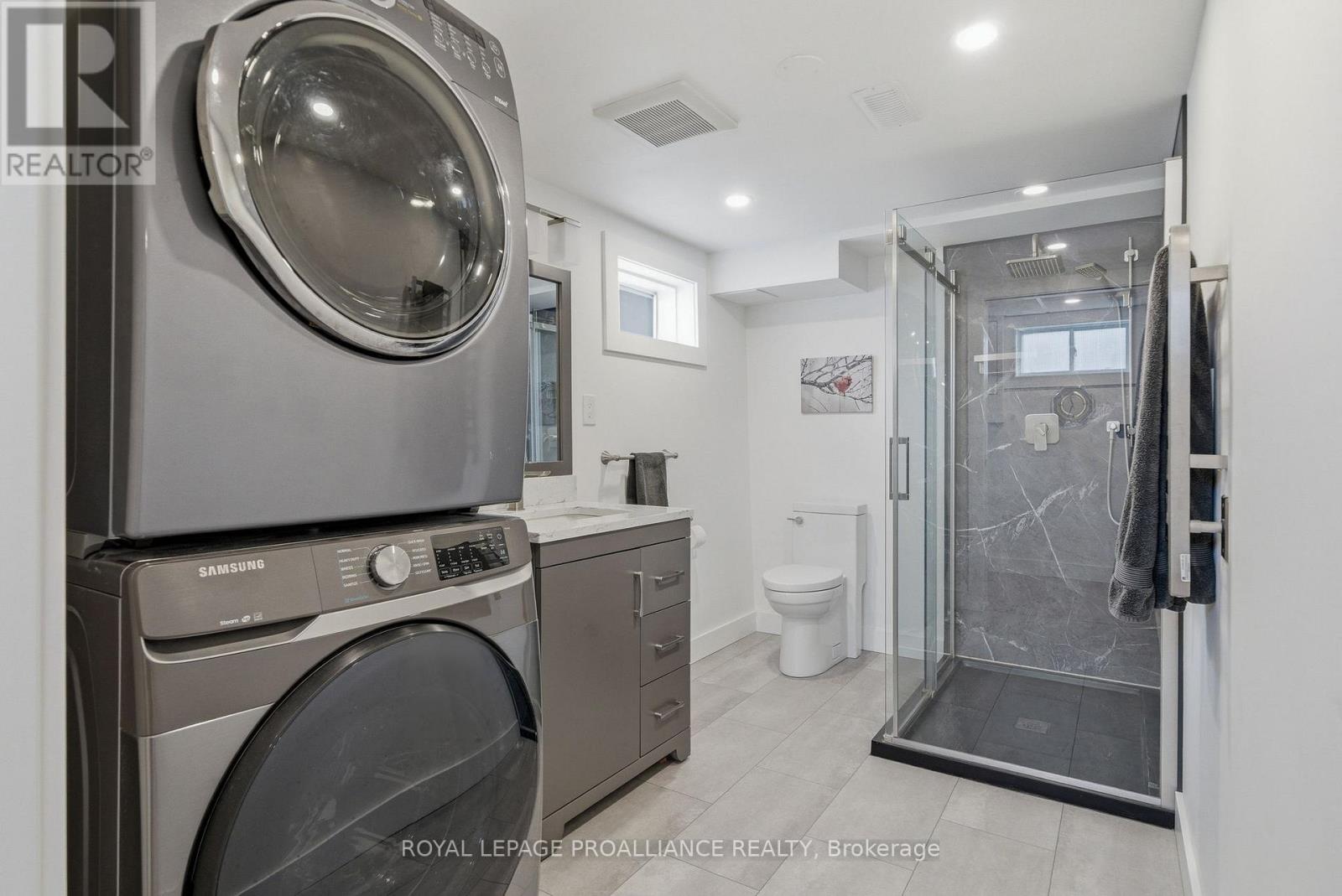 903 Naroch Boulevard, Pickering, Ontario L1W 1T1 - Photo 38 - E12973414