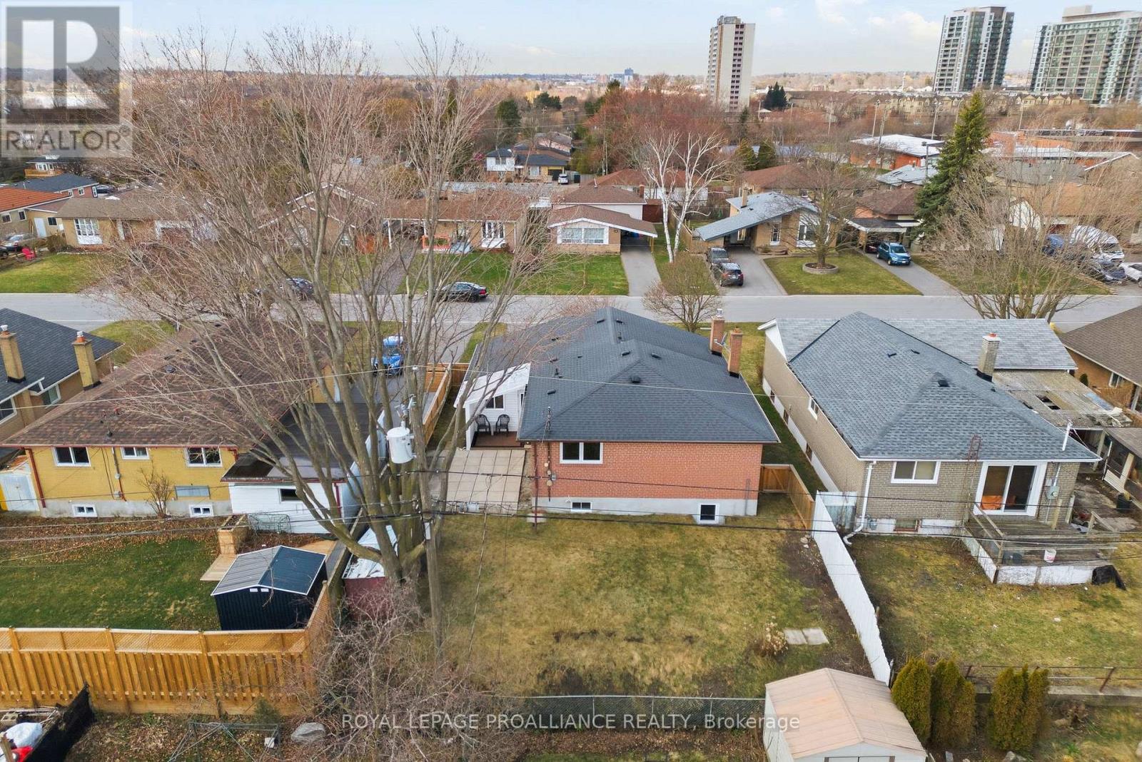 903 Naroch Boulevard, Pickering, Ontario L1W 1T1 - Photo 5 - E12973414