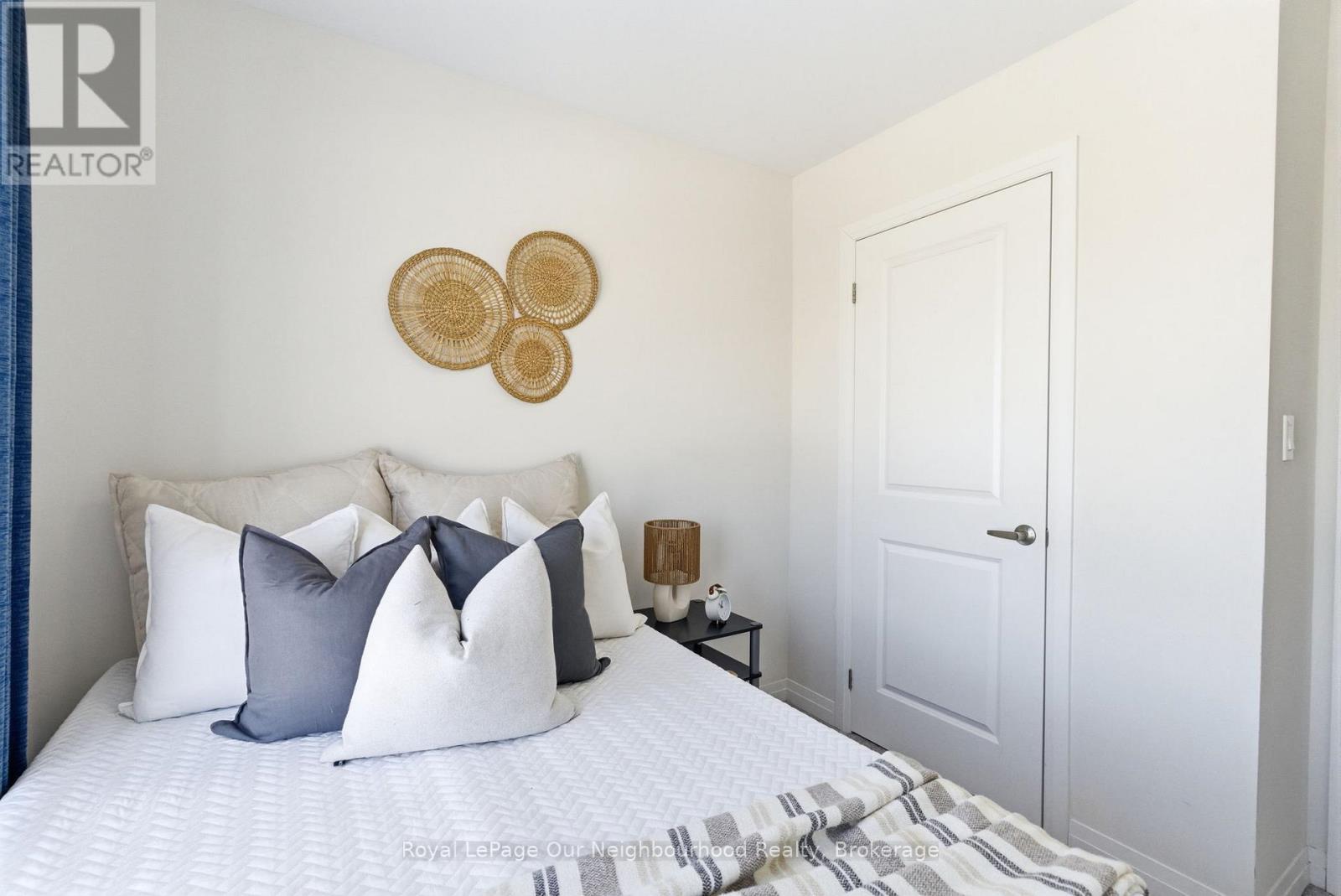 818 Atwater Path, Oshawa, Ontario  L1J 0E8 - Photo 33 - E12973536