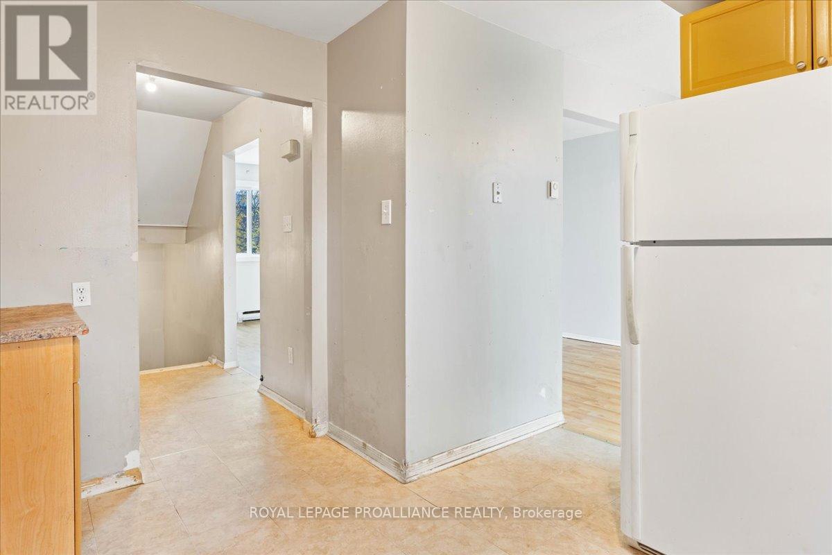 42 O'hare Street, Belleville, Ontario K8P 4N1 - Photo 13 - X12973570