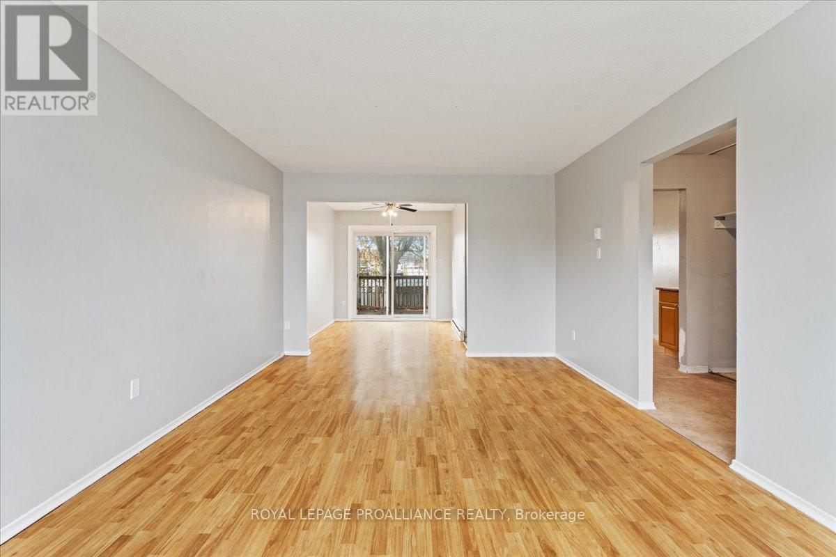 42 O'hare Street, Belleville, Ontario K8P 4N1 - Photo 9 - X12973570