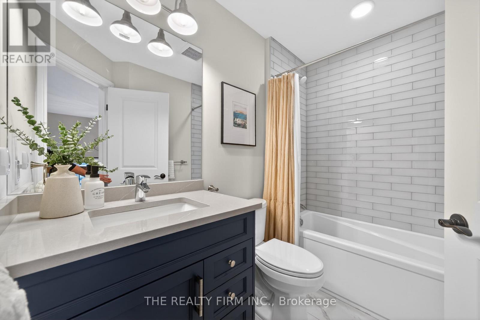 15 Oscar Davis Court, Strathroy-Caradoc, Ontario  N7G 0G3 - Photo 27 - X12973346