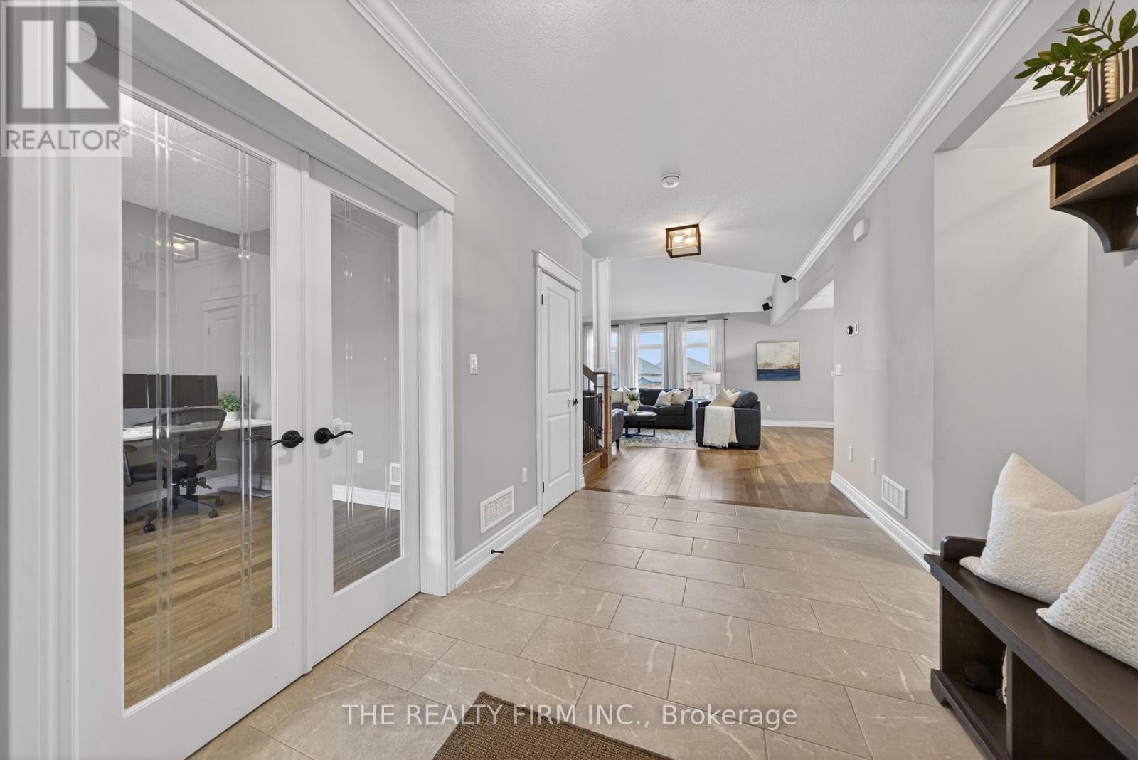 15 Oscar Davis Court, Strathroy-Caradoc, Ontario  N7G 0G3 - Photo 3 - X12973346