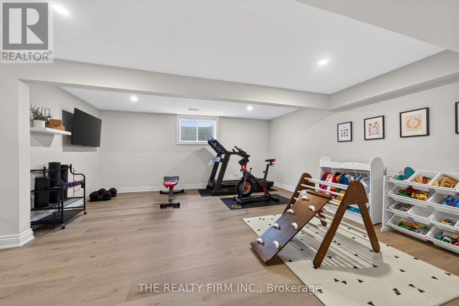 15 Oscar Davis Court, Strathroy-Caradoc, Ontario  N7G 0G3 - Photo 31 - X12973346