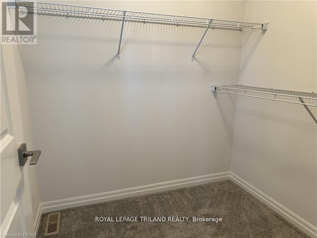 58 Cortland Terrace, St. Thomas, Ontario  N5R 0J7 - Photo 11 - X12973386