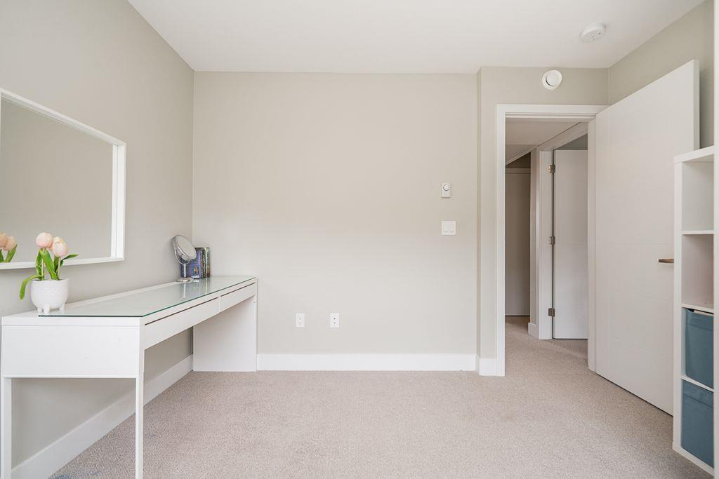 10 1938 North Parallel Road, Abbotsford, British Columbia  V3G 0H1 - Photo 15 - R3108807