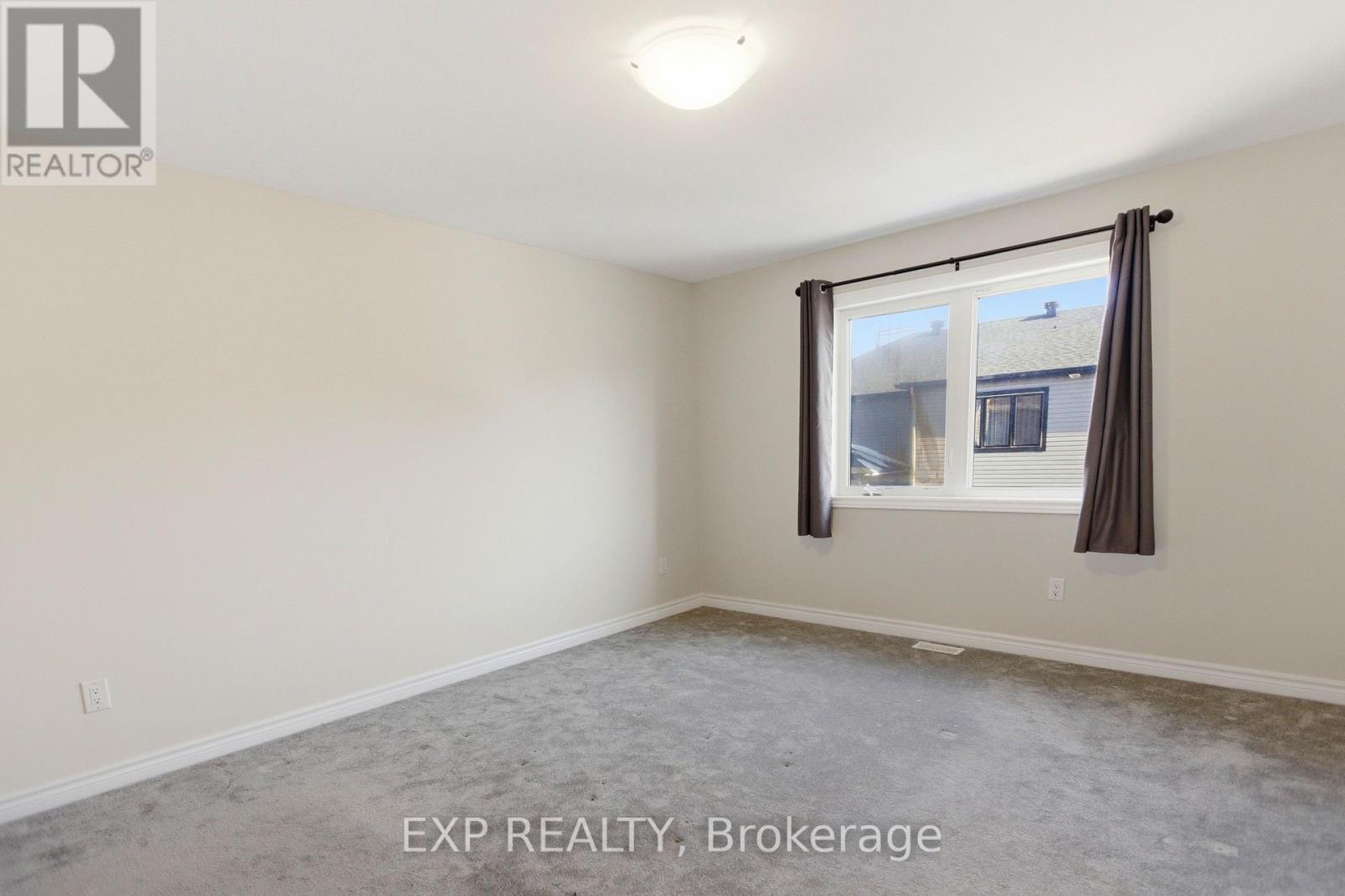 110 Jardiniere Street, Ottawa, Ontario  K2S 2K2 - Photo 10 - X12973428