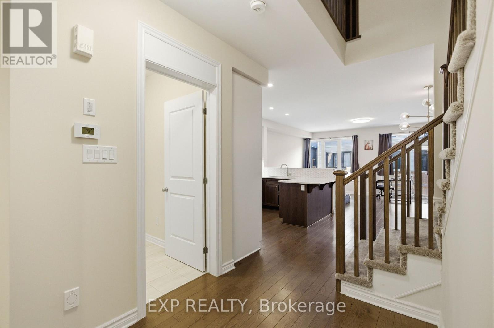 110 Jardiniere Street, Ottawa, Ontario  K2S 2K2 - Photo 4 - X12973428