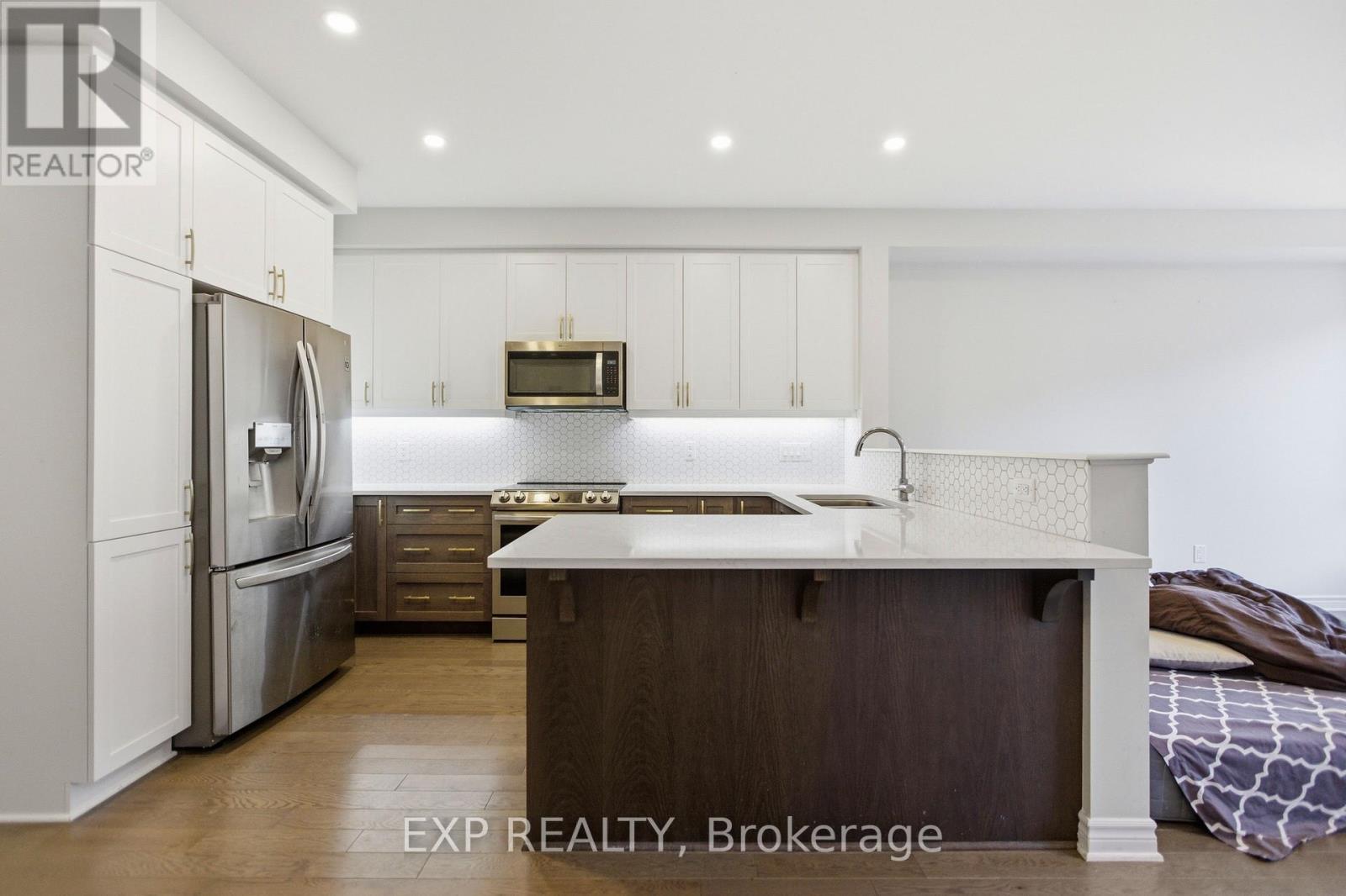 110 Jardiniere Street, Ottawa, Ontario  K2S 2K2 - Photo 6 - X12973428