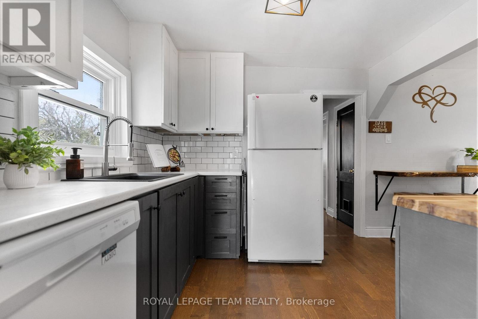 253 Mclean Street, Renfrew, Ontario  K7V 1A9 - Photo 15 - X12973434