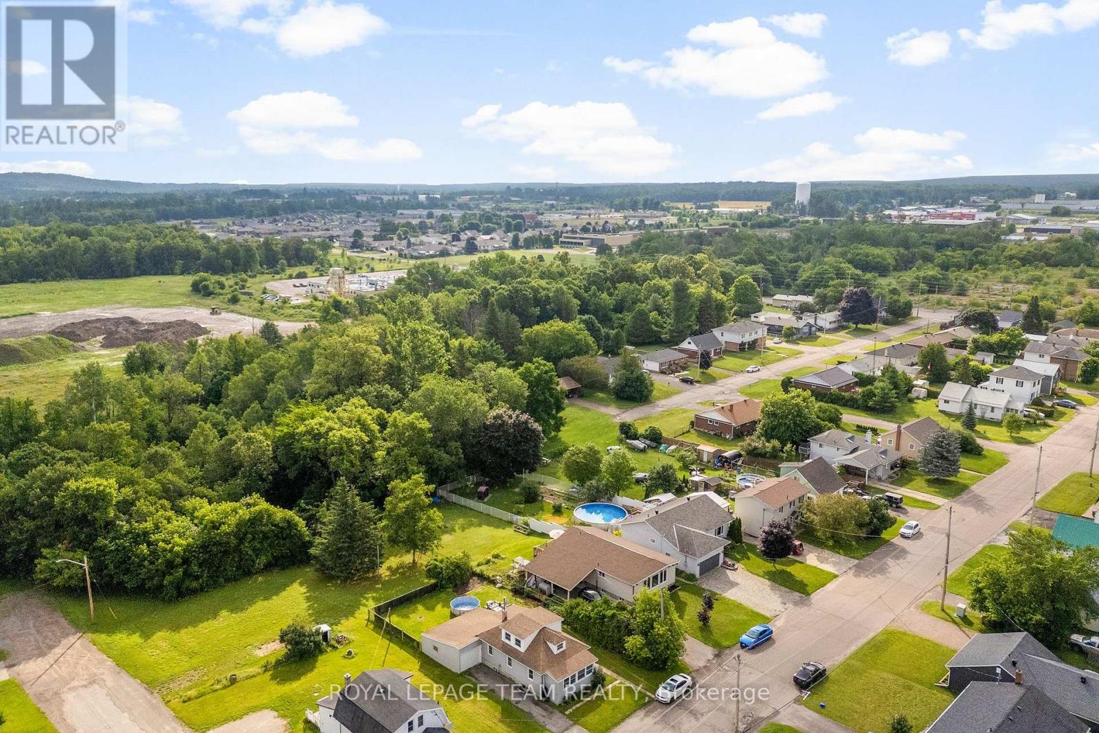 253 Mclean Street, Renfrew, Ontario  K7V 1A9 - Photo 35 - X12973434