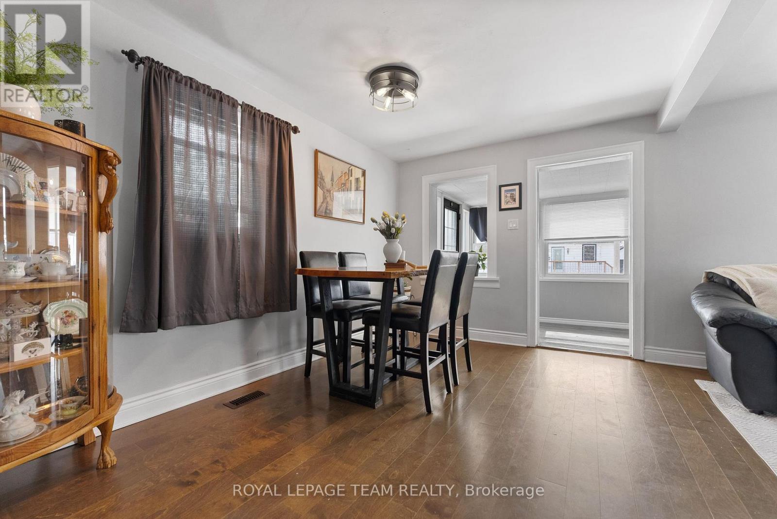 253 Mclean Street, Renfrew, Ontario  K7V 1A9 - Photo 8 - X12973434